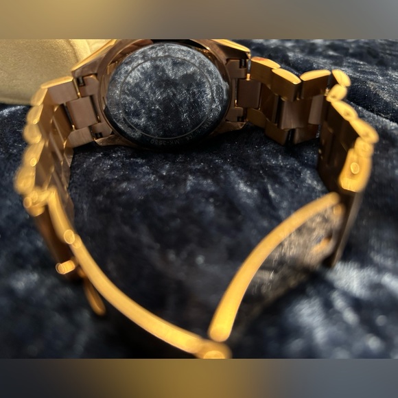 Michael Kors watch - Picture 3 of 4